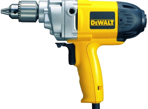 Дрель-миксер Dewalt D21520-QS 710 Вт